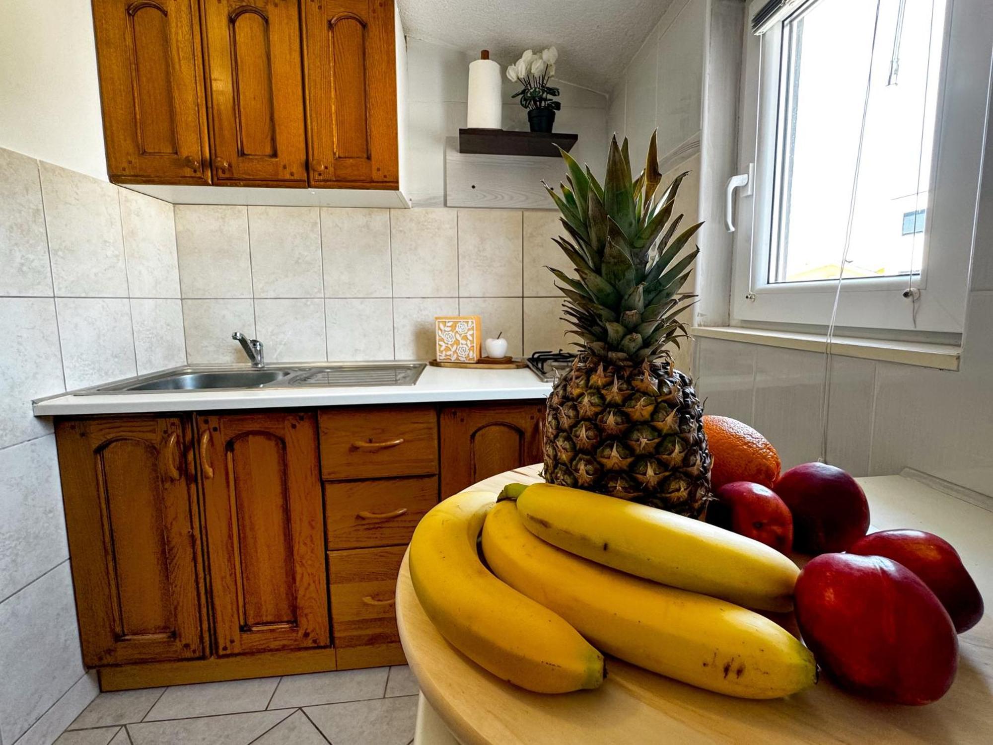 Apartmani Cvangic Vir Esterno foto